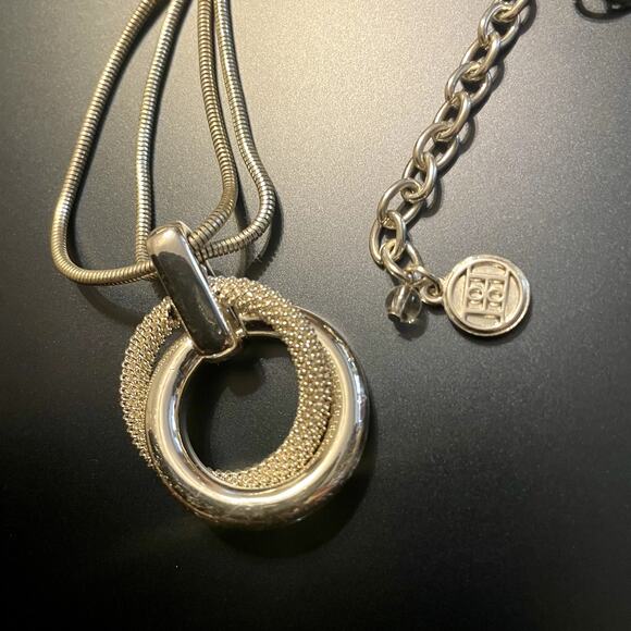 3 for $15 Clearance Dana Buchman Silver Tone Interlocking Circle Necklace - Picture 4 of 8
